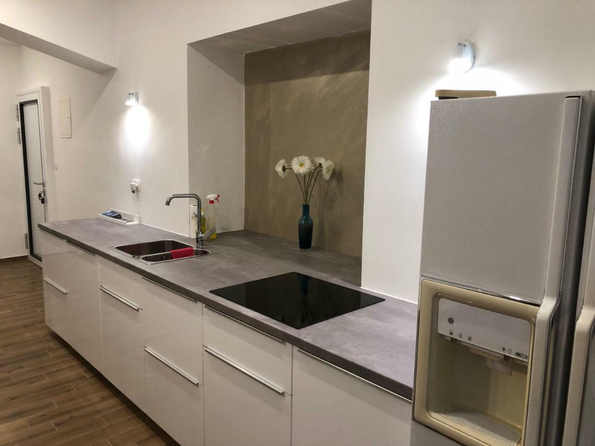 Jure Apartment In ลูบลิยานา ภายนอก รูปภาพ